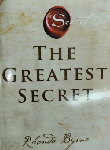 The Greatest Secret by Rhonda Byrne (English) (Paperback).