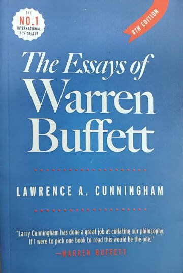The Essays Of Warren Buffett by Lawrence A. Cunningham (English) (Paperback).