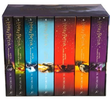 Harry Potter 7 Book Set by J. K. Rowling (English) (Paperback).