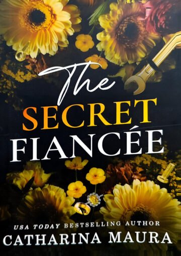 The Secret Fiancee by Catharina Maura (English) (Paperback).
