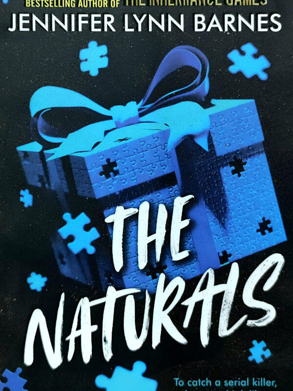 The Naturals by Jennifer Lynn Barnes (English) (Paperback).