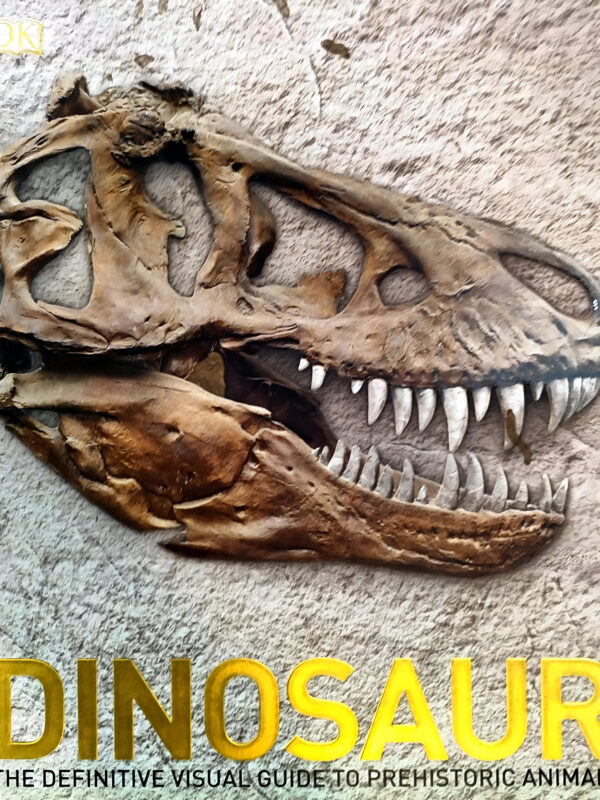 Dinosaur (The Definitive Visual Guide To Prehistoric Animals) by Douglas Palmer (English) (Hardcover).