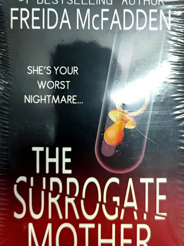 The Surrogate Mother by Freida Mcfadden (English) (Paperback).