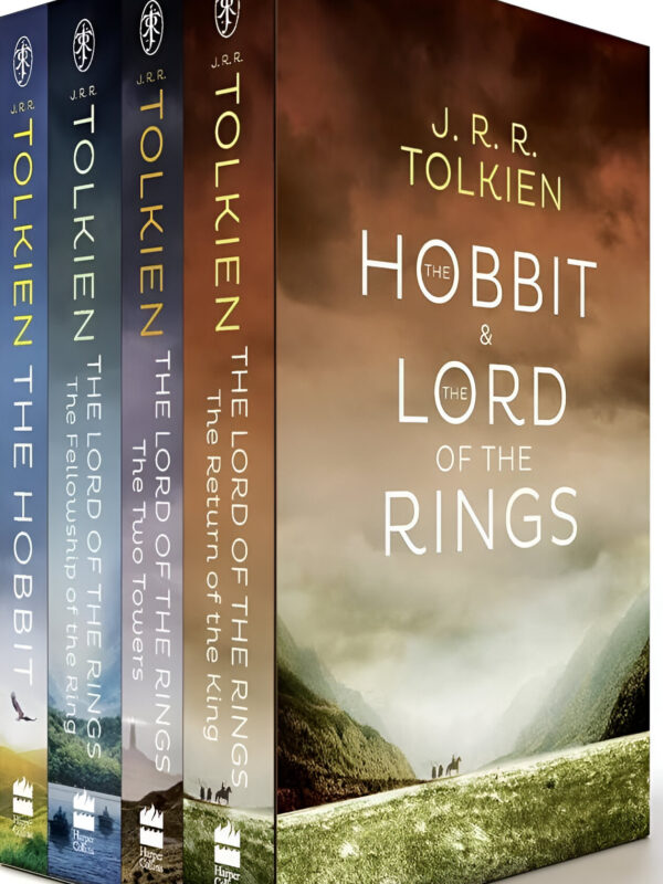 The Hobbit & The Lord Of The Rings by J. R. R. Tolkien Set Book (English) (Paperback).