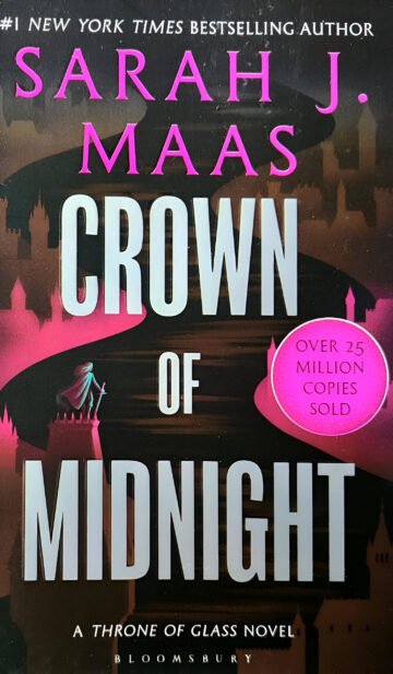 Crown Of Midnight by Sarah J. Maas (English) (Paperback).