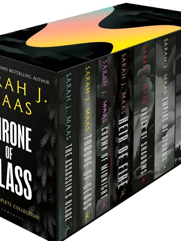 Throne of Glass Box Set (8 Titles) by Sarah J. Maas (English) (Paperback).
