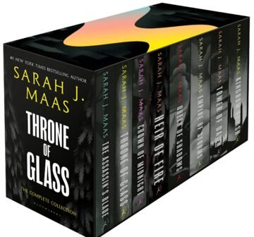 Throne of Glass Box Set (8 Titles) by Sarah J. Maas (English) (Paperback).