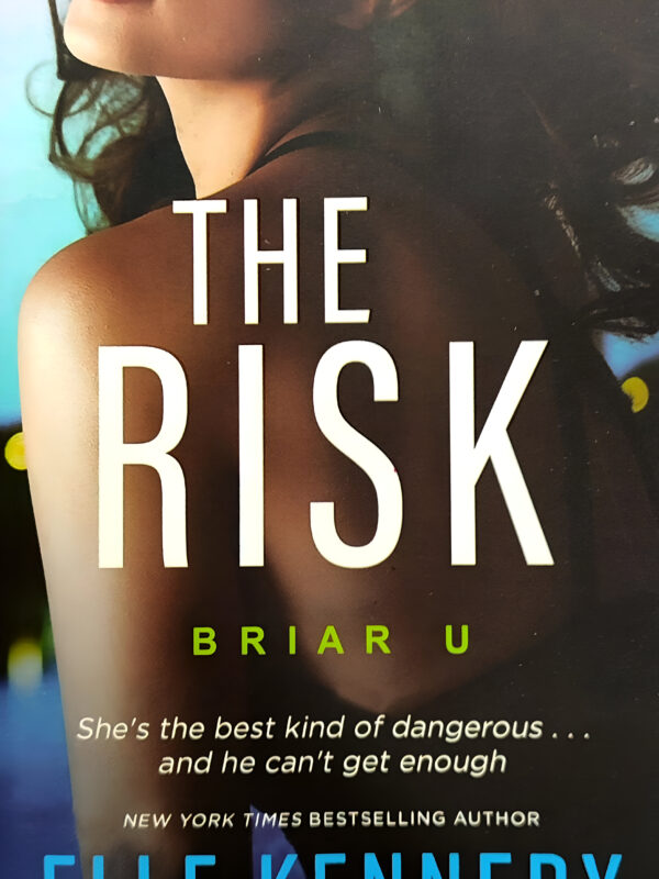 The Risk by Elle Kennedy (English) (Paperback).