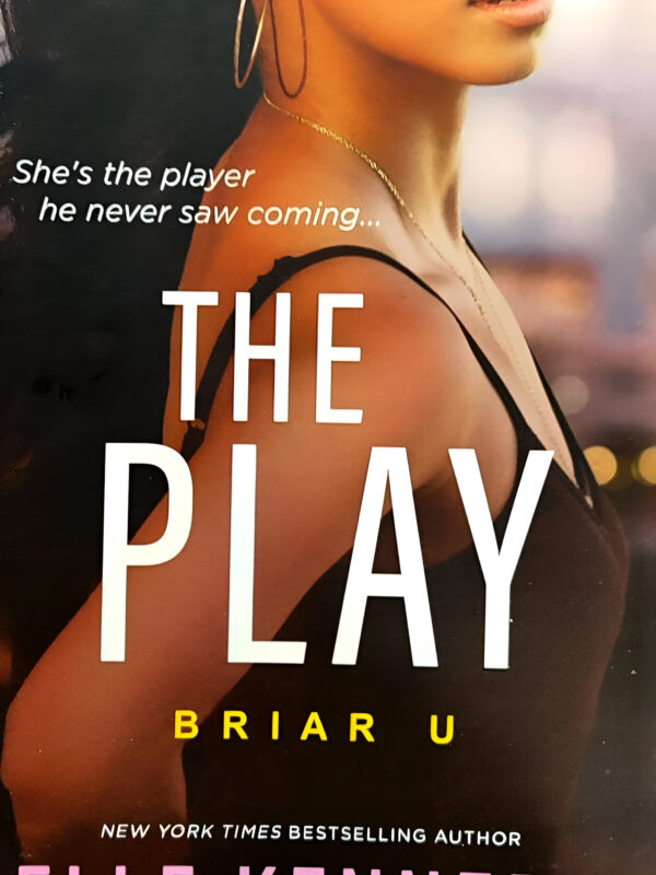 The Play by Elle Kennedy (English) (Paperback).