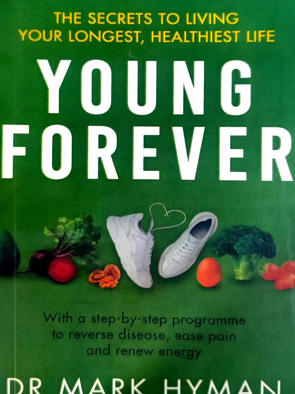 Young Forever by Mark Hyman (English) (Paperback).
